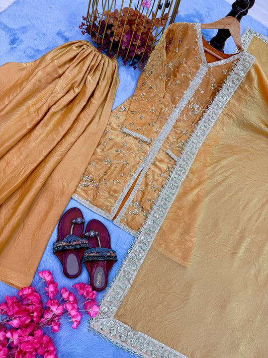 Elegant Soft Yellow Suit Set